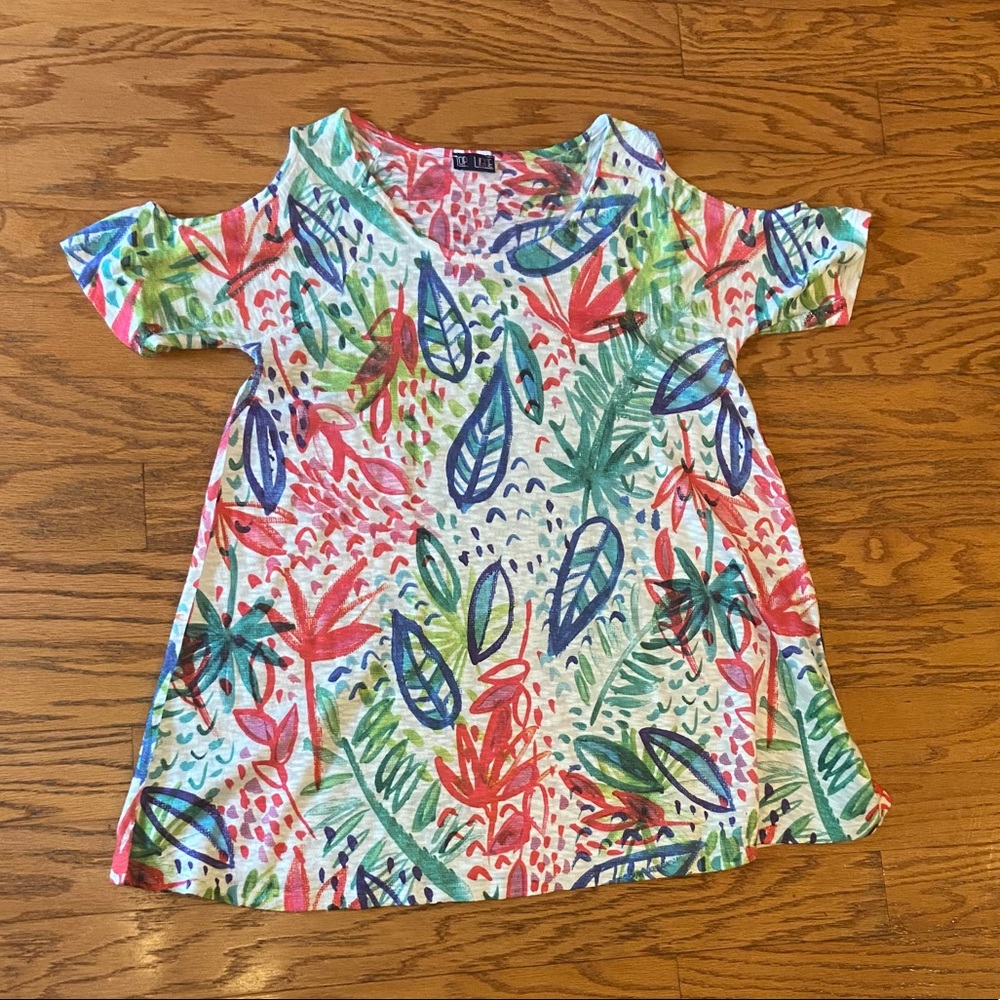 Top Ligne Women’s Cold Shoulder Top